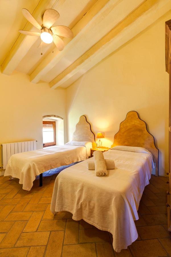 Mas Petit Casa de camp La Bisbal d'Empordà